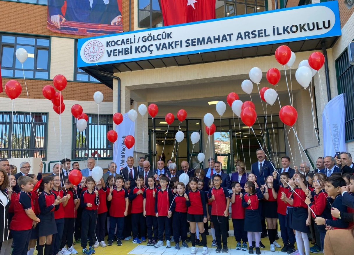 Vehbi Koç Vakfı Semahat Arsel İlkokulu törenle açıldı