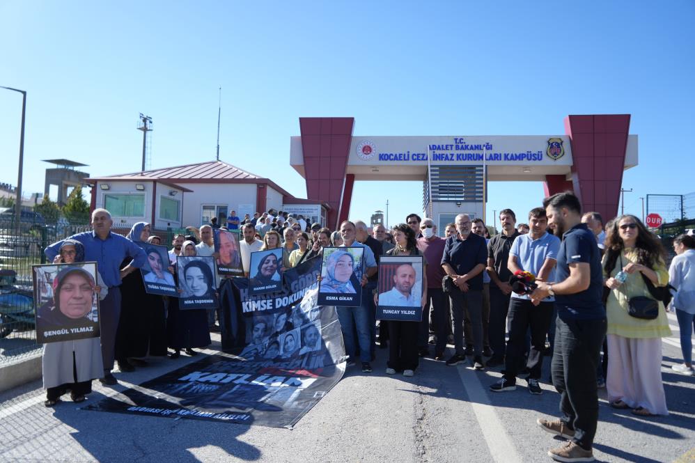 7 kişinin öldüğü yangın davasında 2 tutuklama, 4 tahliye