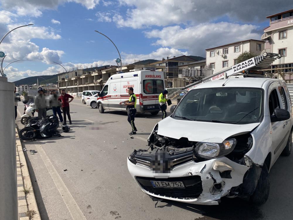 Motosiklet sürücüsü kazada ağır yaralandı!