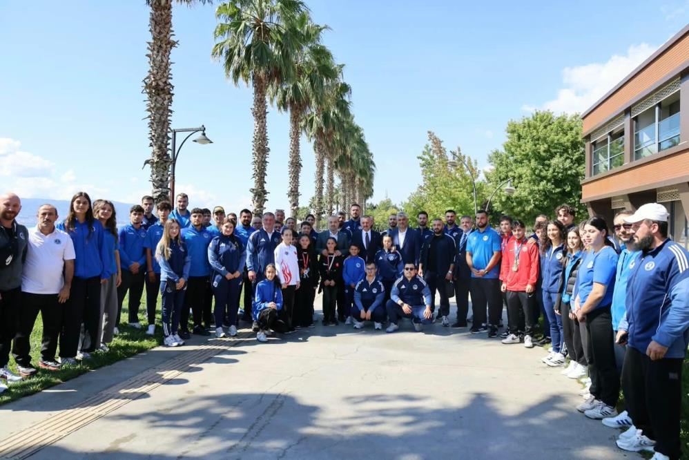 Kocaeli’nin şampiyonları Büyükakın’la buluştu