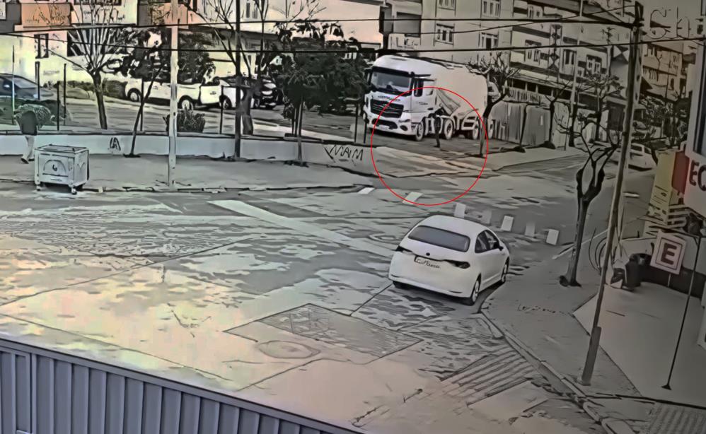 Cinayet anı saniye saniye kamerada: 2,5 saat tırın altında beklemiş