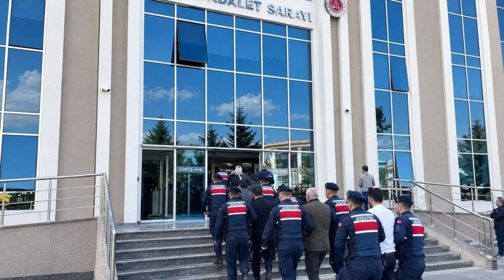 Bilişim dolandırıcılığına 2 ilde operasyon: 7 tutuklama