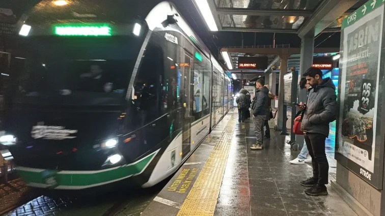 Tramvaya zam geldi!