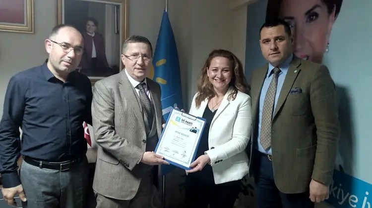 Kocaeli siyasetini üzen ölüm