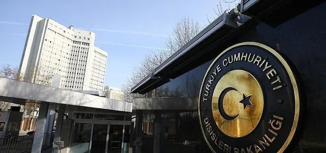 Vahşi İsrail insani yardım gemisine saldırdı! İçinde Türkler de var!