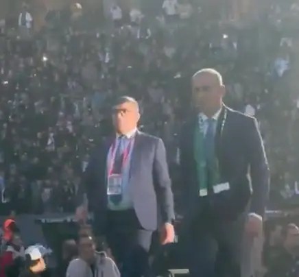 İbrahim Hacıosmanoğlu’na şok! Kocaelisporlular şampiyonluk kutlamasında yuhaladı