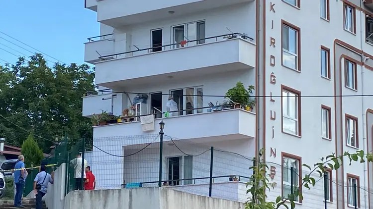 Gölcük cinayetinde aile dramı: Baba-oğul birbirlerini suçluyor