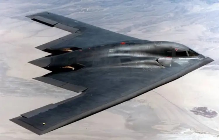 “Görünmeyen Hava Gücü”: B-2 Spirit Dünyanın En Pahalı Bombardıman Uçağı
