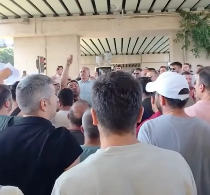 Tersane işçileri E-5’i kapattı! Hükümetten komik zam teklifi