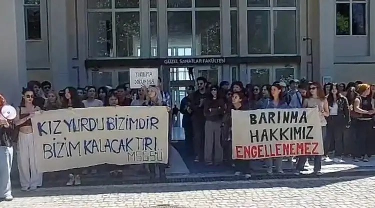 200 kız öğrenci, beceriksiz yöneticiler yüzünden yurtlarından kovuluyor!