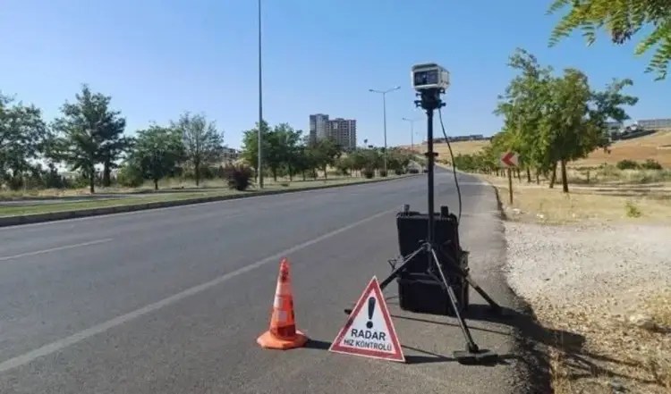 Radar Cezaları İsyan Ettirdi: Devlet Düğmeye Bastı