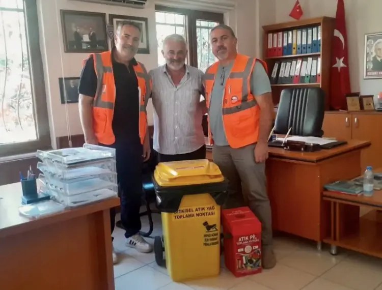 Körfez Belediyesi’nden Çevreye Dost Atık Yağ Kumbarası Projesi