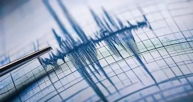 Son dakika! Deprem oldu, Kocaeli sallandı