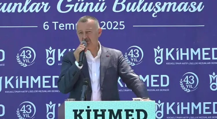 Tahir Büyükakın: Adam olun, cenazenizde bize yalan söyletmeyin