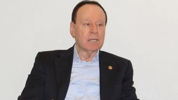 Hikmet Erenkaya ameliyat oldu