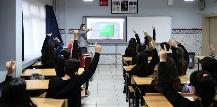 Öğretmenlere müjde: İller arası tayin süreci başladı