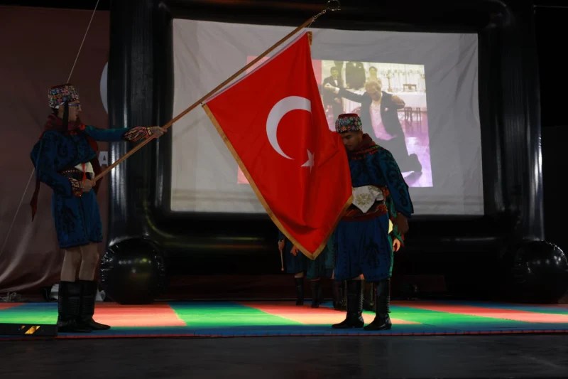Derince’de 30 Ağustos Zafer Bayramı Coşkusu Renkli Etkinliklerle Başladı