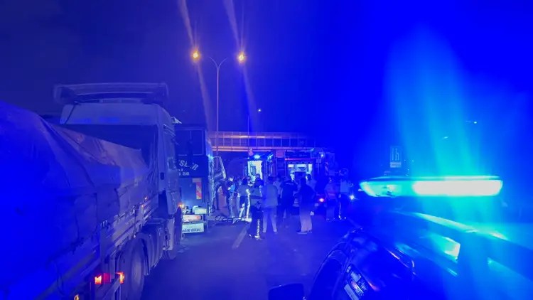 Gece yarısı ortalık savaş alanına döndü! Bir kişi hayatını kaybetti