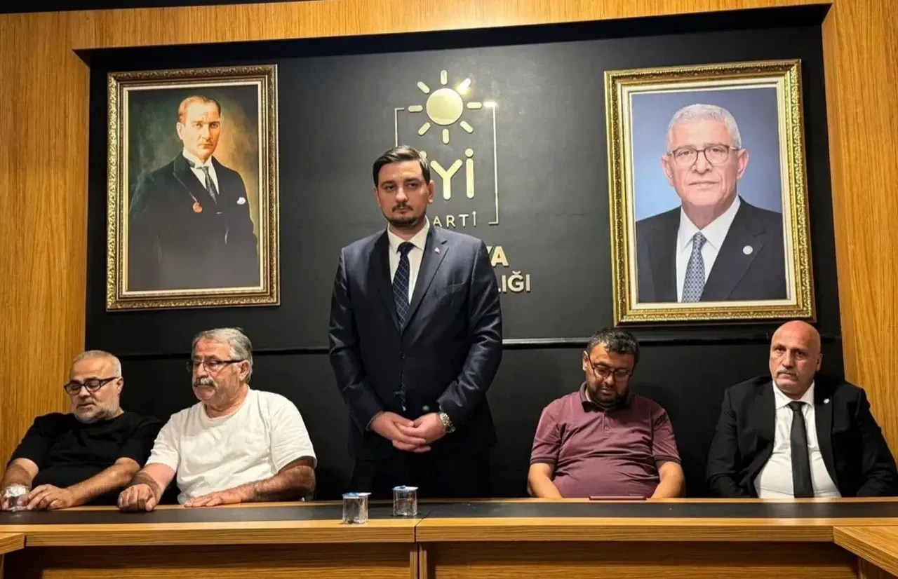 İYİ Parti Sakarya’da toplu istifa