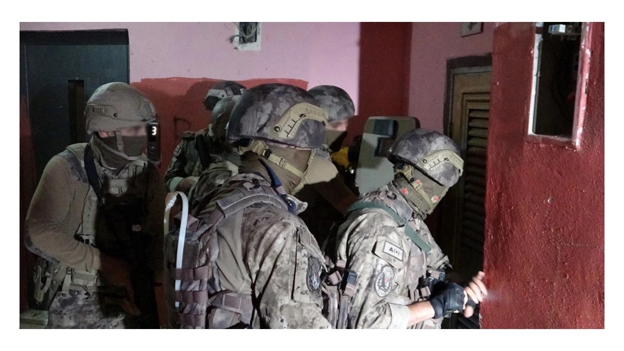 Kocaeli dahil 18 ilde dolandırıcılık çetesine darbe