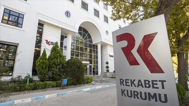 Rekabet Kurulu’ndan İlaç Şirketlerine Ceza!