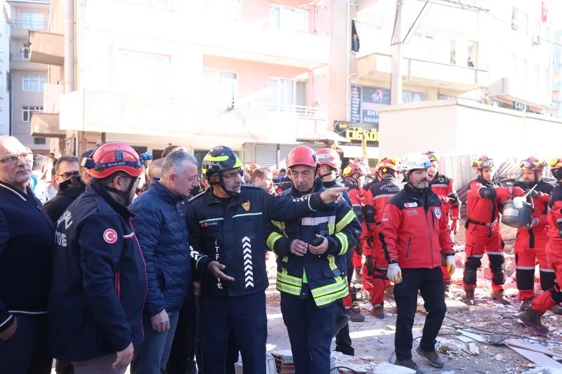 Gebze’de Çöken Apartman Sonrası Destek!