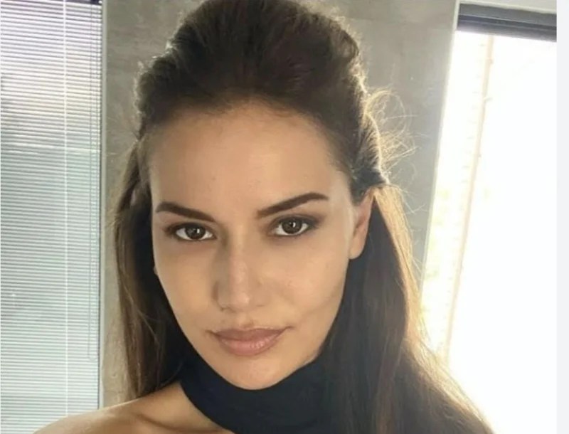 Fahriye Evcen’in Reklam Anlaşması Dikkat Çekti!
