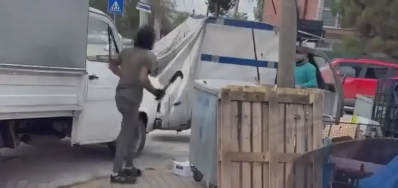 Başiskele’de vahşete ramak kala: Elindeki orakla tehdit etti