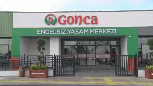 Kocaeli’de Görme Engelli Eğitmen Sinan Avcı, Öğrencilerine Bağımsız Yaşamın Kapılarını Açıyor