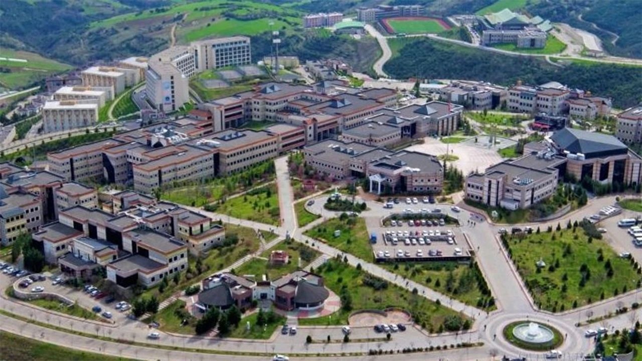 Kocaeli Üniversitesi’nden ihale kazanan firmaya yasak!
