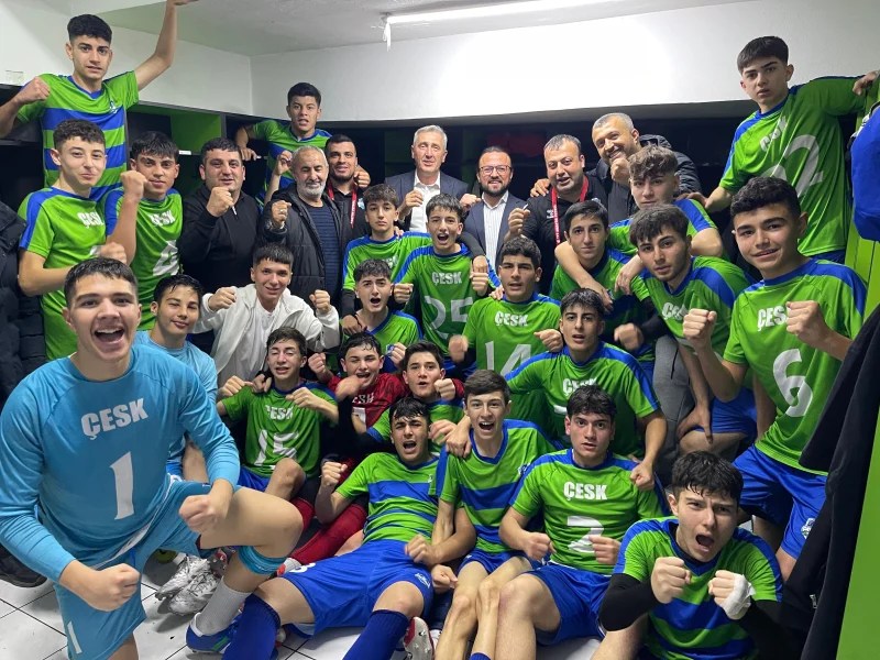Çayırova’da ÇESK U-16 Futbol Takımı Şampiyon Oldu!