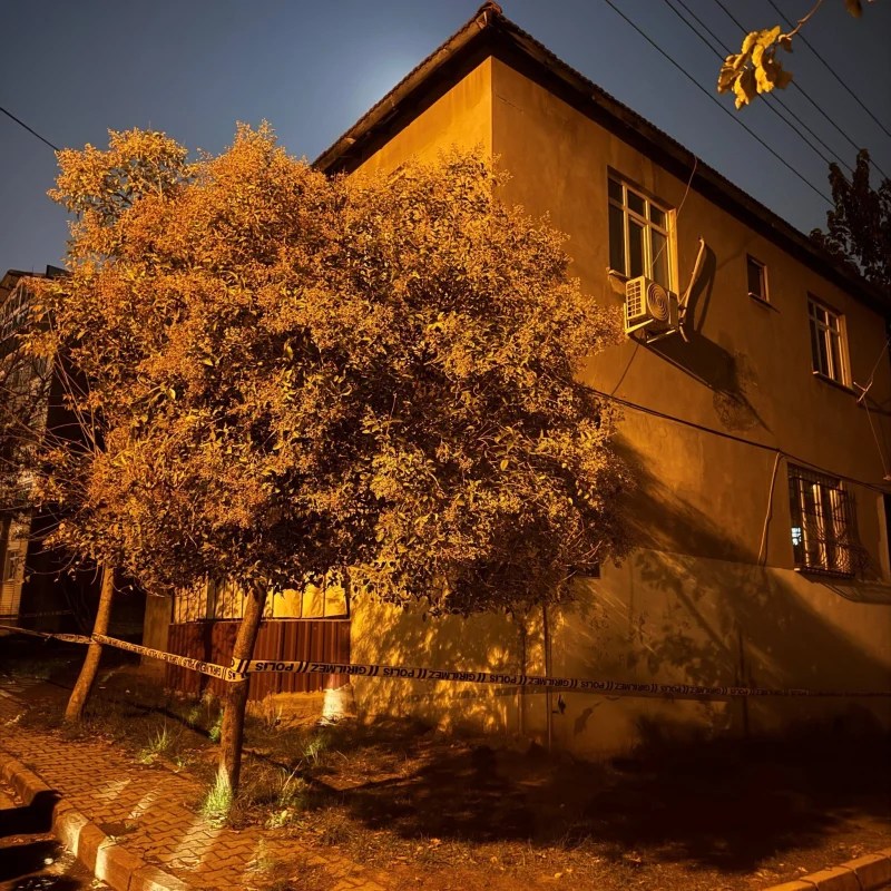 Gebze’de 3 Ailenin Yaşadığı Bina Tahliye Edildi!