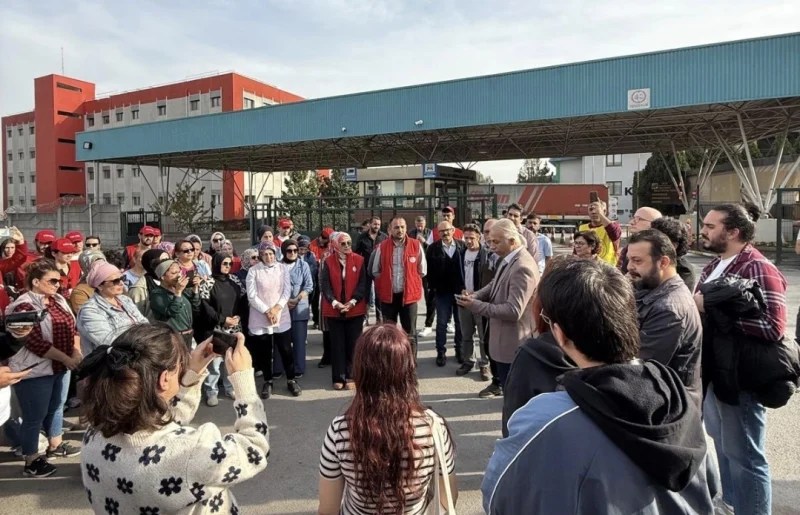 Gebze’de Smart Solar grevi dayanışmayla büyüyor!