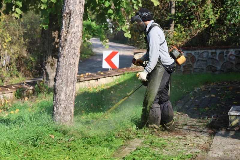 Kartepe’de Park ve Bahçelerde Yoğun Çalışma!