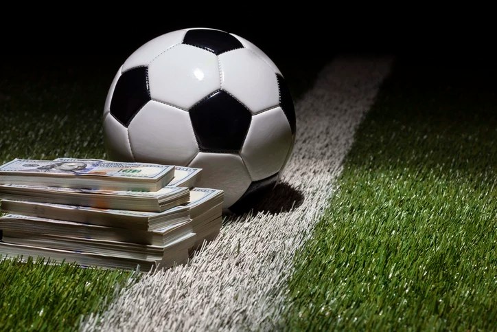 Galatasaray’a güvenip 1.5 milyon TL’lik altınları kaybetti