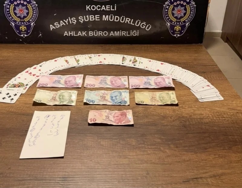 Dilovası’nda Kumar Operasyonu: Kahvehaneye Baskın!