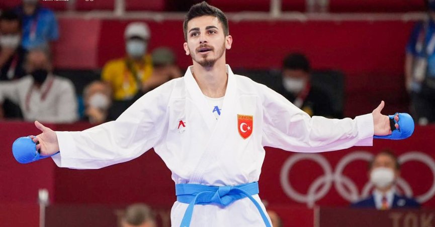 Eray Şamdan kariyerini zirvede noktaladı!