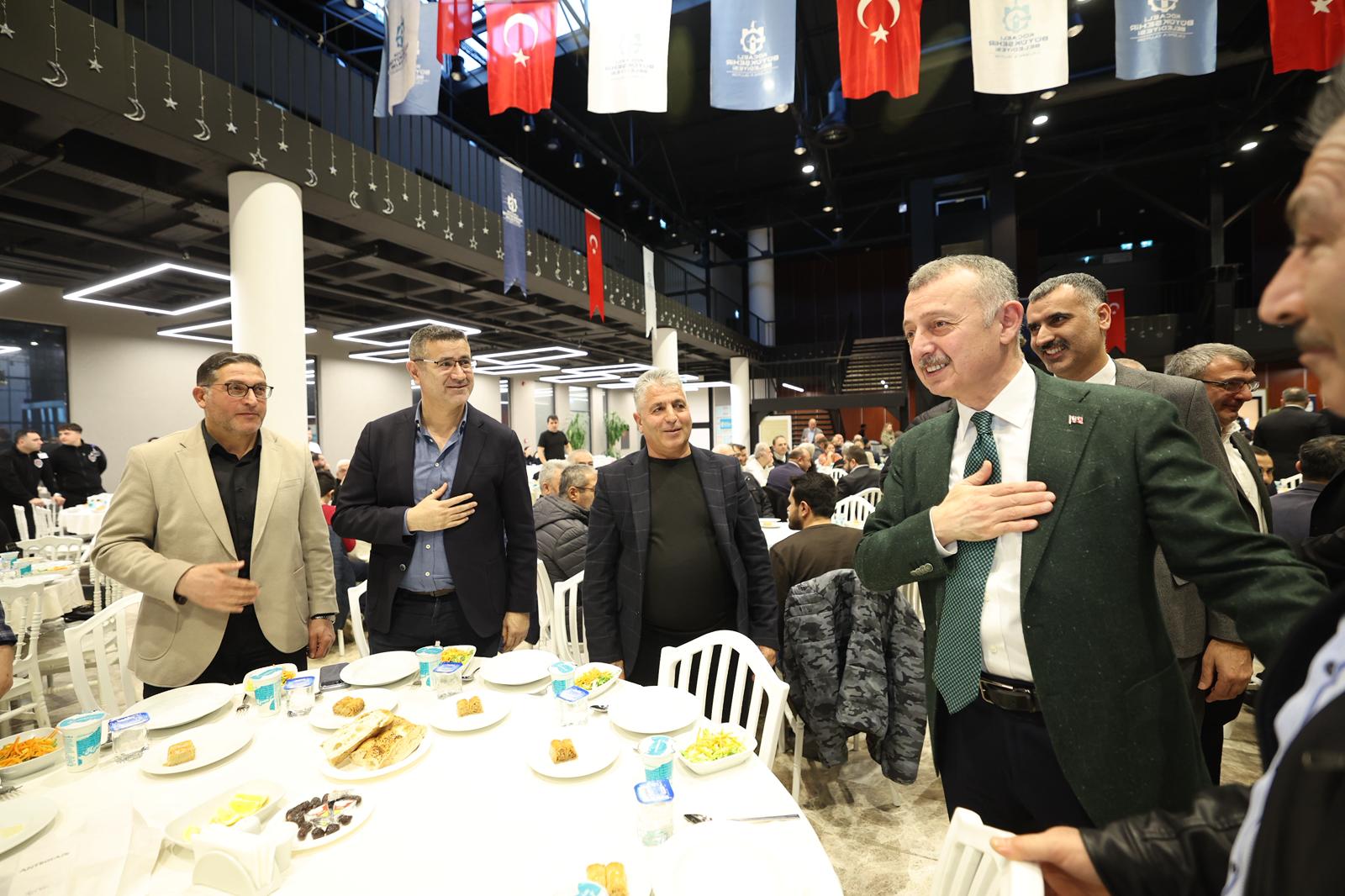 Büyükşehir’den dev iftar: 820 STK’dan başkan, yönetim ve üyeler katıldı