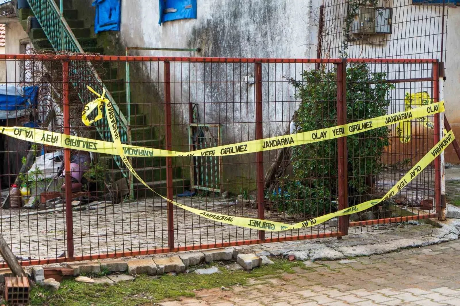 Boşanma aşamasındaki eş dehşeti: 4 kişi hayatını kaybetti