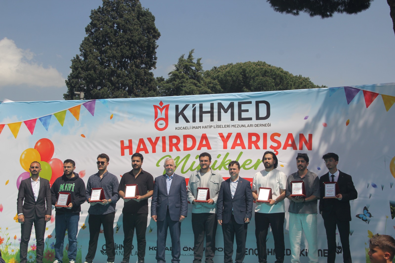 Kocaeli’de “Hayırda Yarışan Minikler” ödüllerine kavuştu