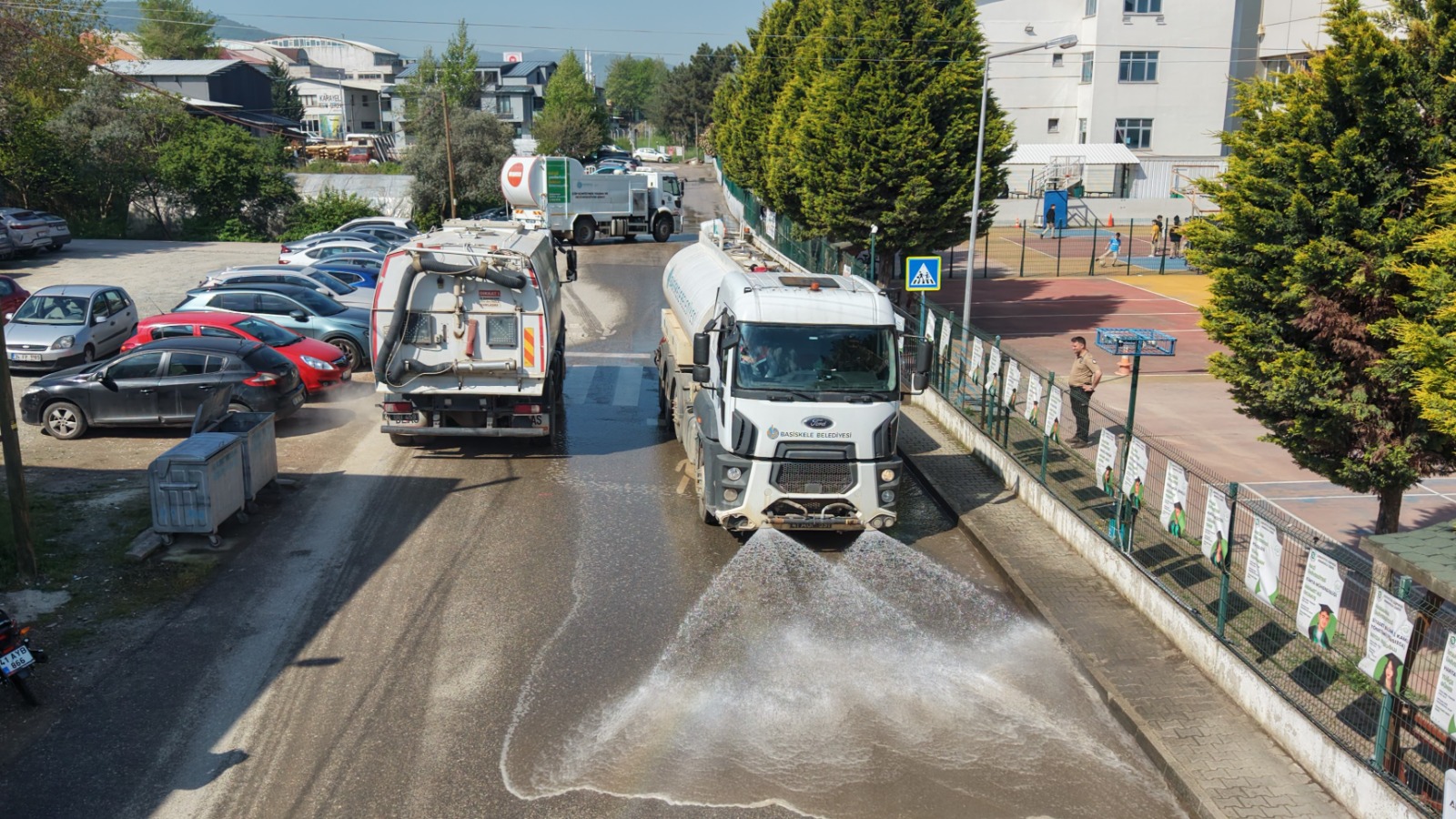Başiskele’de mahallelere kapsamlı bakım ve yenileme