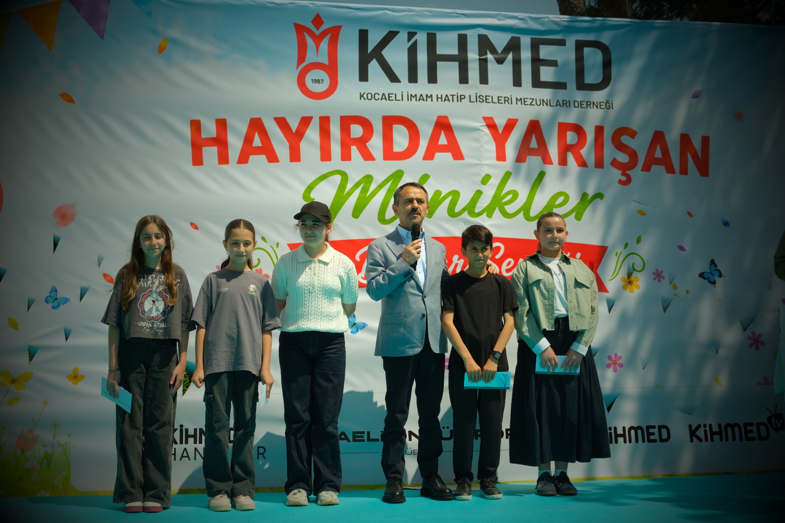 Kocaeli’de “Hayırda Yarışan Minikler” ödüllerine kavuştu