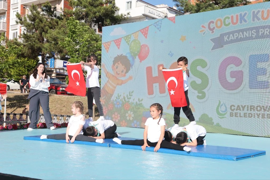 Çayırova Çocuk Kulüpleri’nden renkli kapanış