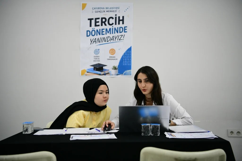 Çayırova’dan YKS tercih danışmanlığı