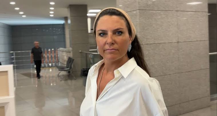 Ece Üner de pişmanmış
