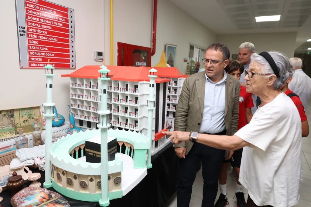 Başkan Gökçe'den huzurevine anlamlı ziyaret - 3. görsel