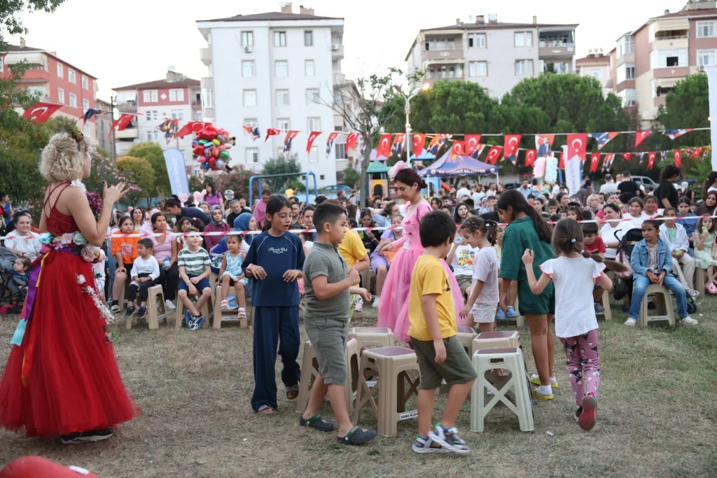 Derince'de Mahalle Şenlikleri Devam Ediyor - 4. görsel