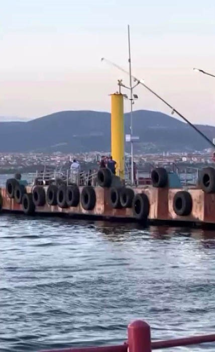 Gölcük’te denizden erkek cesedi çıkarıldı!