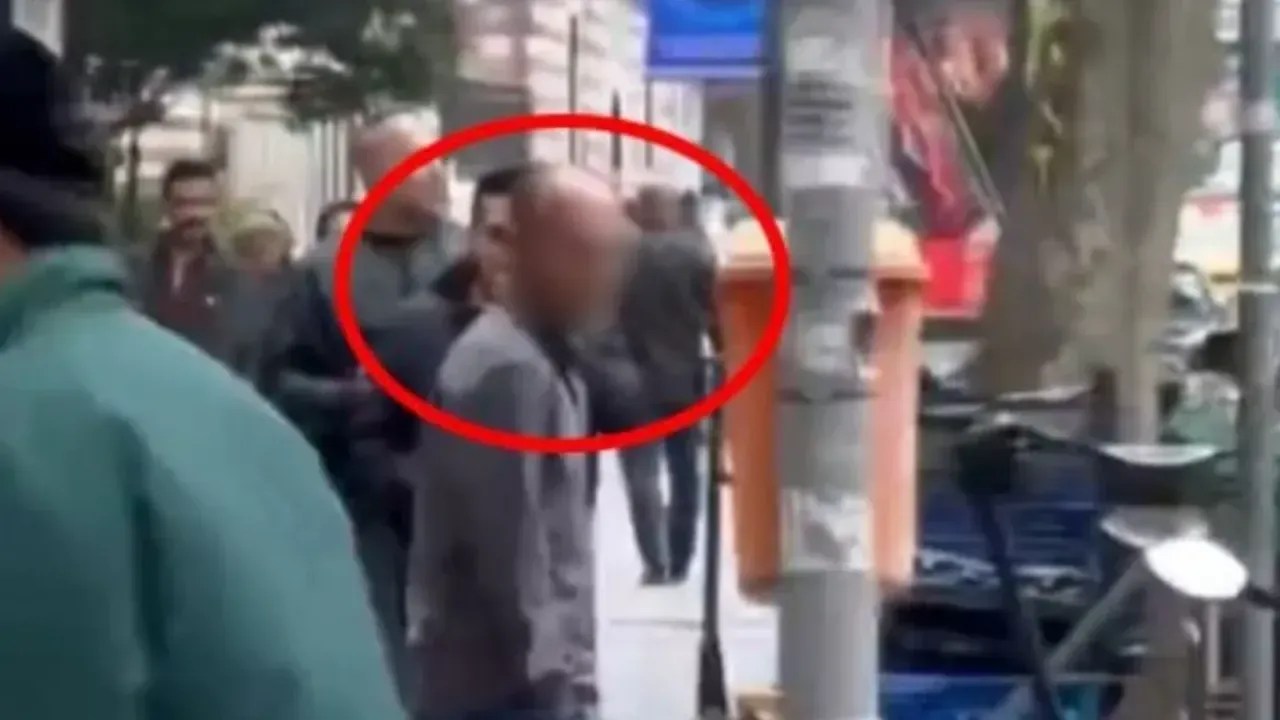 Tramvayda doktora taciz rezaleti!