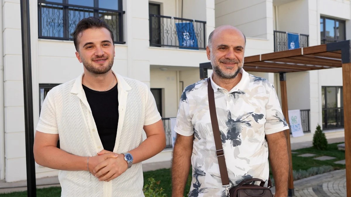 Kartepe’de 144 kapı mutluluğa açıldı